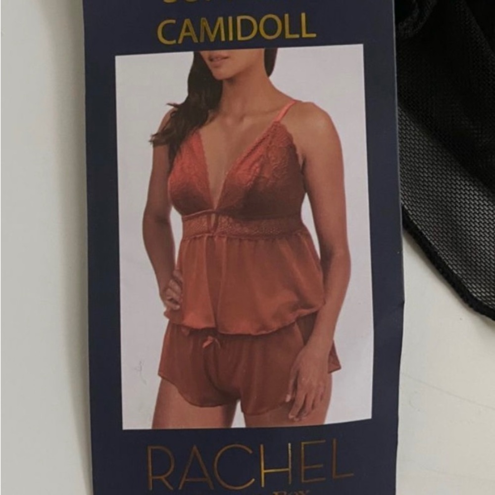 NWT lace set - Picture 2 of 4